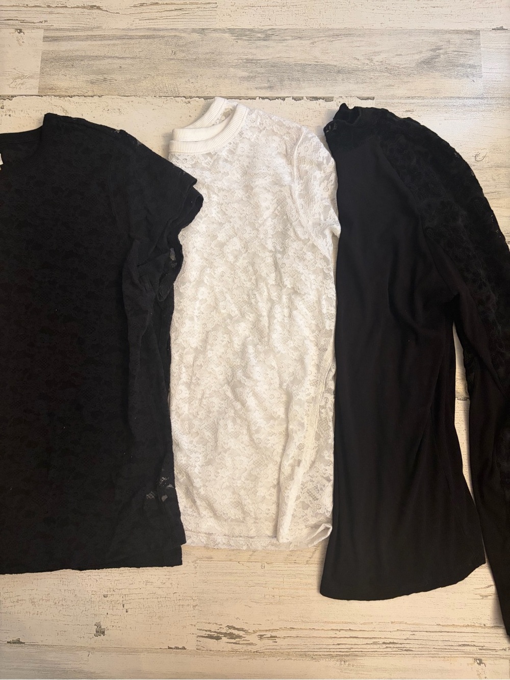 Women’s bundle of 3 lace shirts